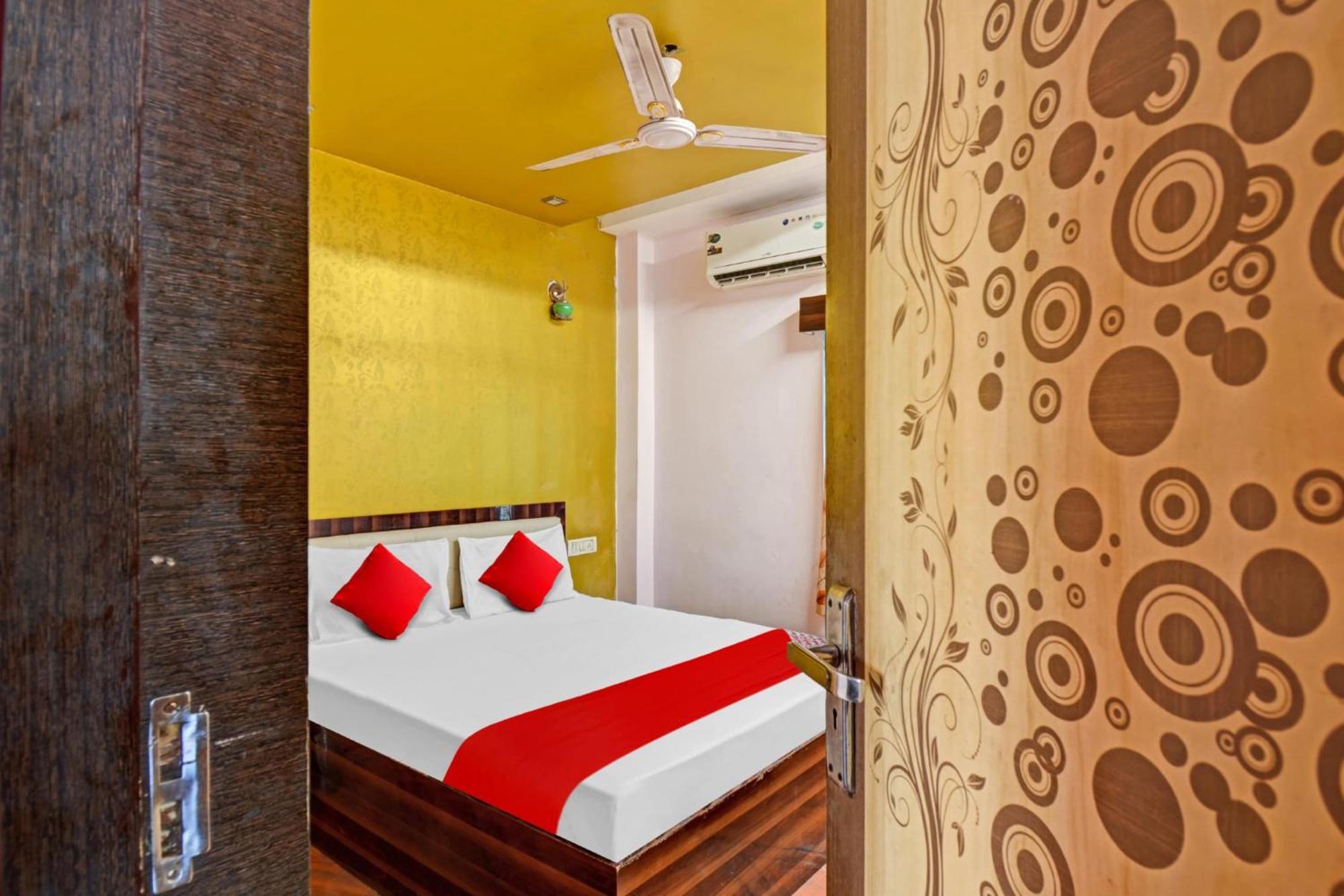 Hotel O Shree Balaji Hotel & Restaurant Bedla Esterno foto