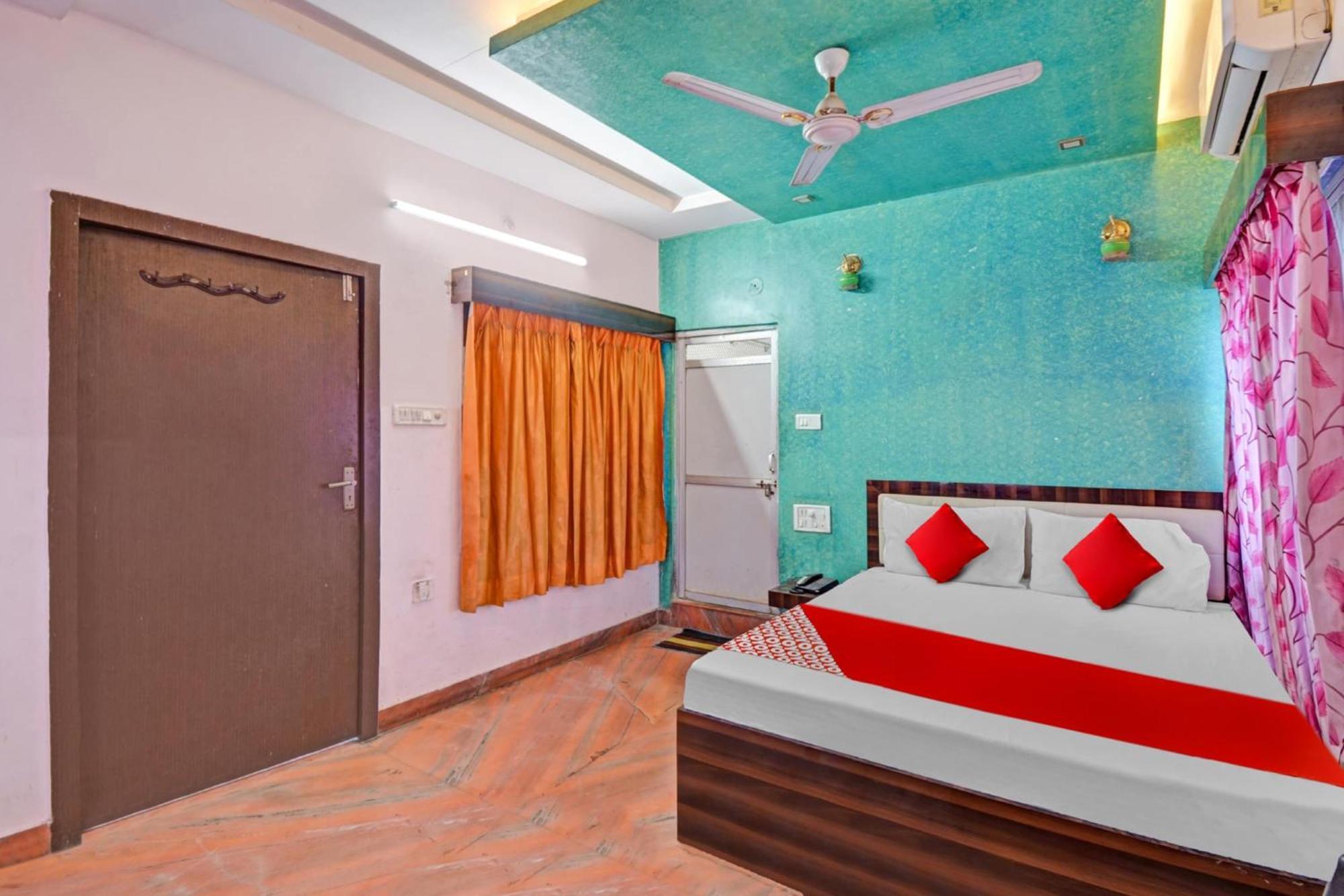 Hotel O Shree Balaji Hotel & Restaurant Bedla Esterno foto