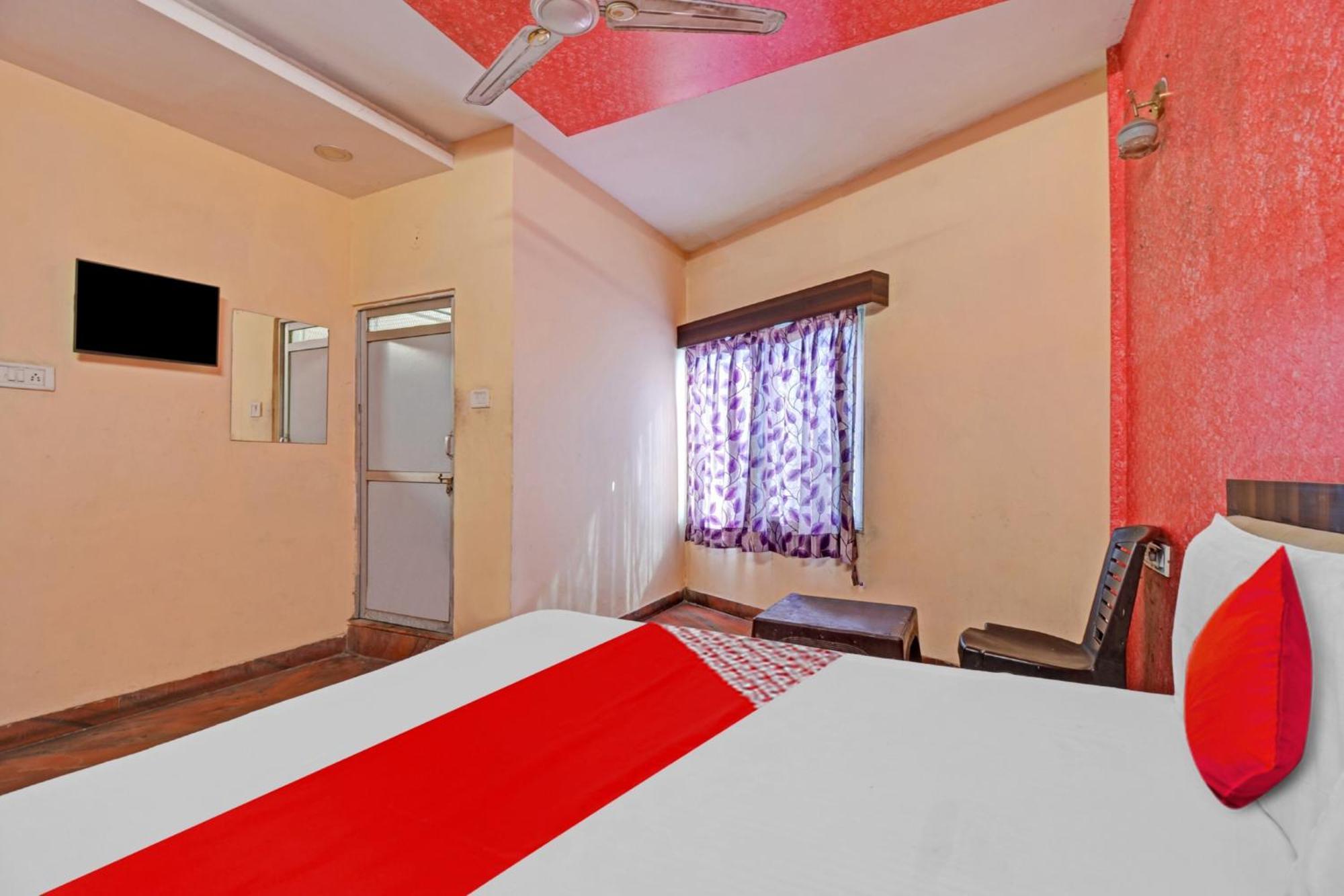 Hotel O Shree Balaji Hotel & Restaurant Bedla Esterno foto